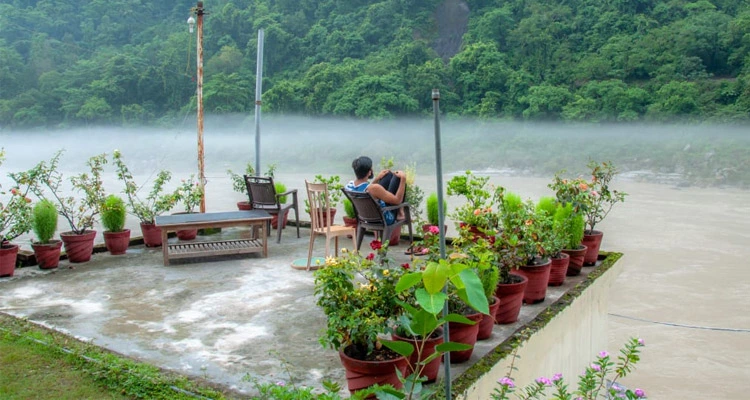 ऋषिकेश में आश्रम