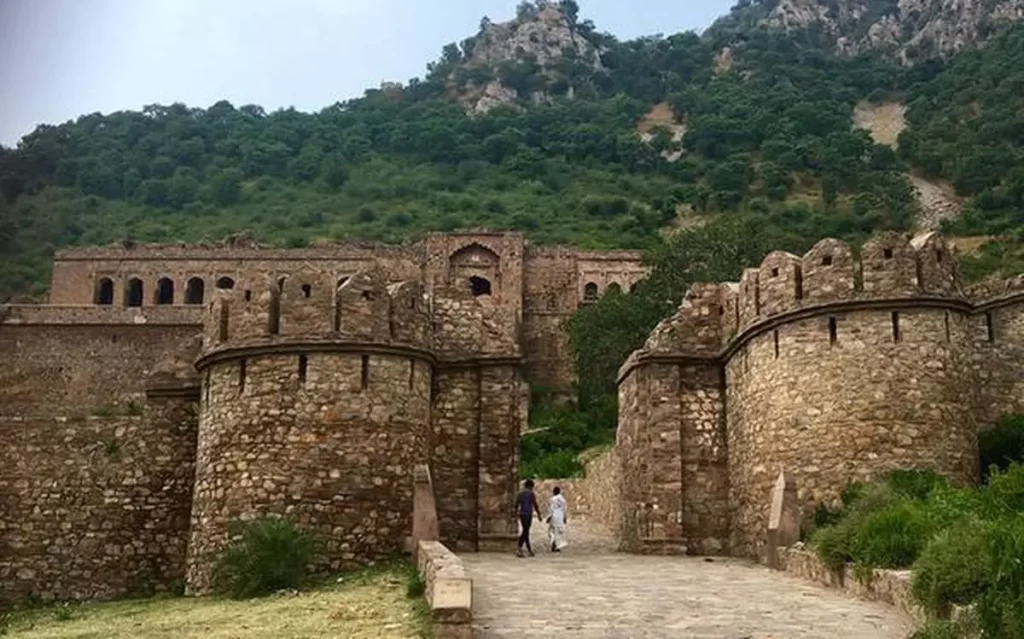 जयपुर दुर्ग का इतिहास भानगढ़ किला - History of Jaipur Bhangarh Fort in Hindi