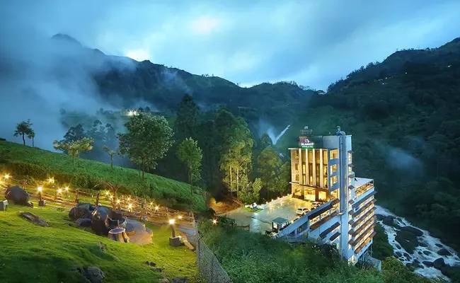 Best Hotels in Munnar for Family in Hindi