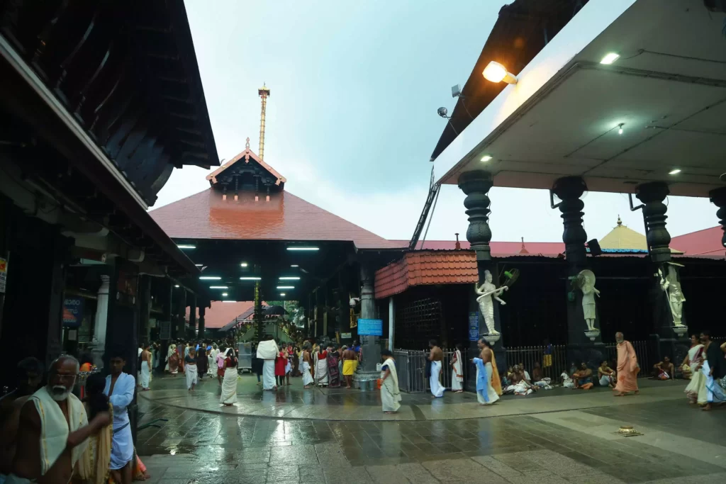 केरल के प्रमुख दर्शनीय स्थल गुरुवायुर- Major places of interest in Kerala Guruvayur in hindi