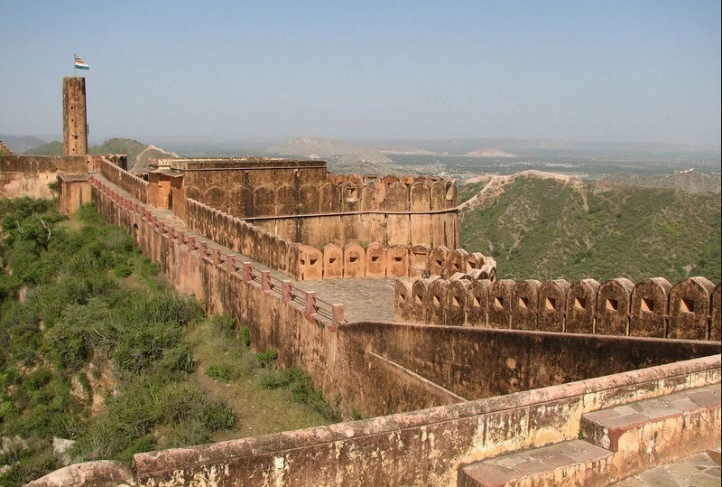 राजस्थान में देखने लायक जगह जयगढ़ किला- Rajasthan Mein Dekhne Layak Jagah Jaigarh Fort in Hindi - ऐतिहासिक पर्यटन स्थल