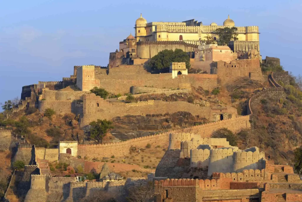 अजमेर के पास घूमने की जगह Kumbhalgarh Fort