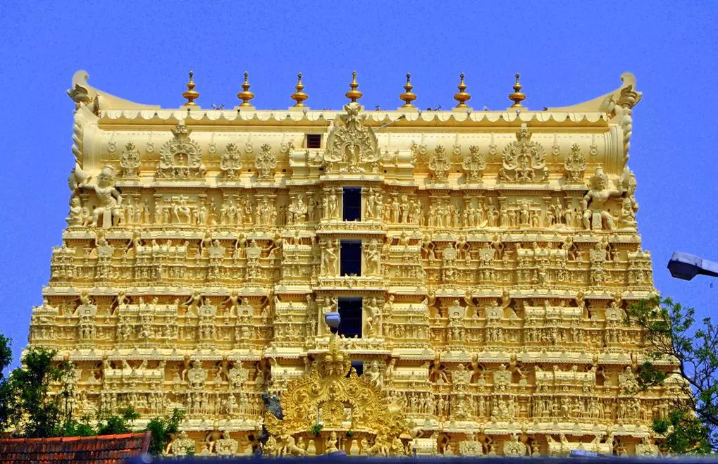 पद्मनाभस्वामी मंदिर - Padmanabhaswamy Temple in Hindi