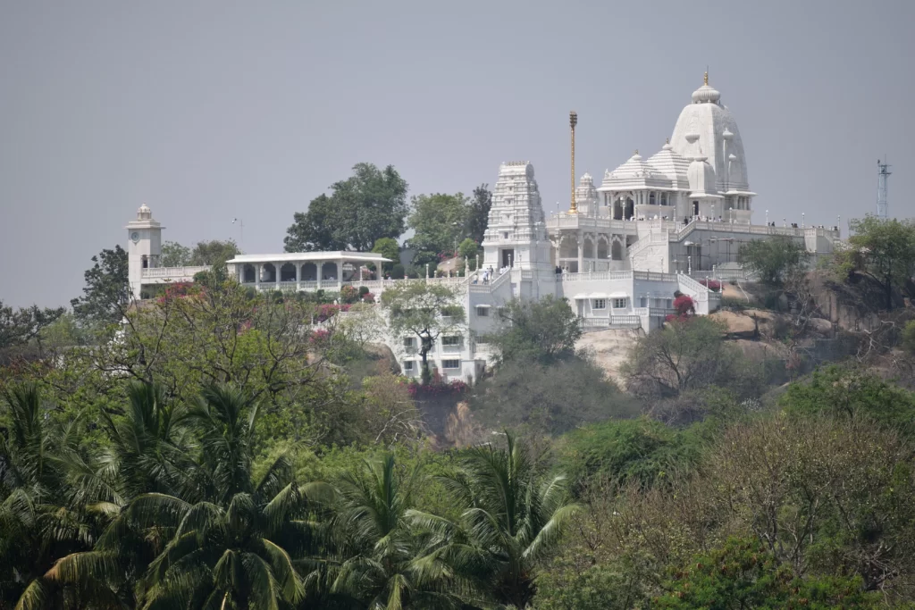 भोपाल के प्रसिद्ध धार्मिक स्थल बिरला मंदिर- Bhopal Ke Prasidh Dharmik Sthal Birla Mandir in Hindi