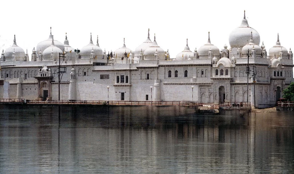 जबलपुर के प्रसिद्ध धार्मिक स्थल हनुमंतल जैन मंदिर- Jabalpur Ke Prasidh Dharmik Sthal Hanumantal Jain Mandir in Hindi