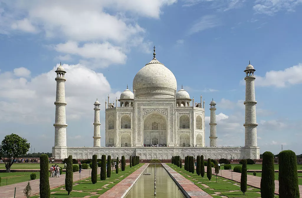 कैसे पहुंचें ताजमहल-How To Reach Taj Mahal in Hindi