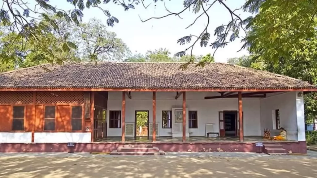 अहमदाबाद के पर्यटन स्थल साबरमती आश्रम