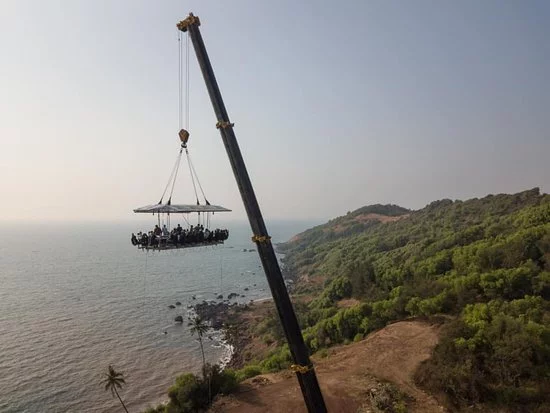 स्काई डाइनिंग- बैंकॉक में हनीमून