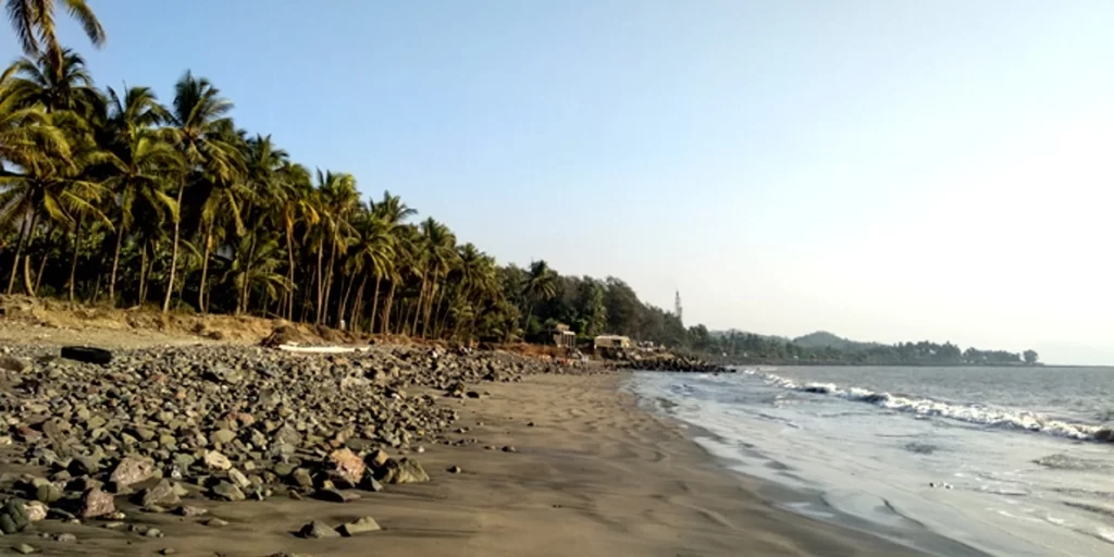 उरण बीच -मुंबई के पास सर्वश्रेष्ठ समुद्र तट