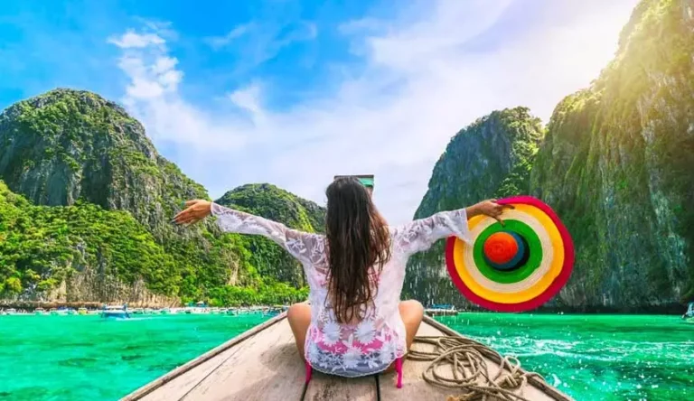 Best Places to visit in Summer for Couples in Hindi