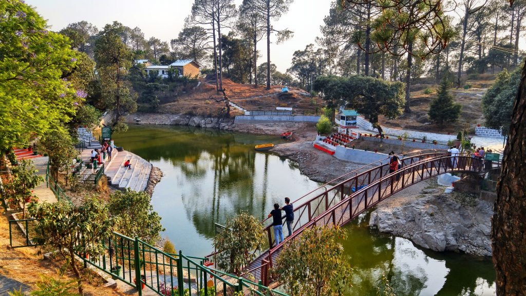 लैंसडाउन हिल स्टेशन | Lansdowne Hill Station in Hindi
