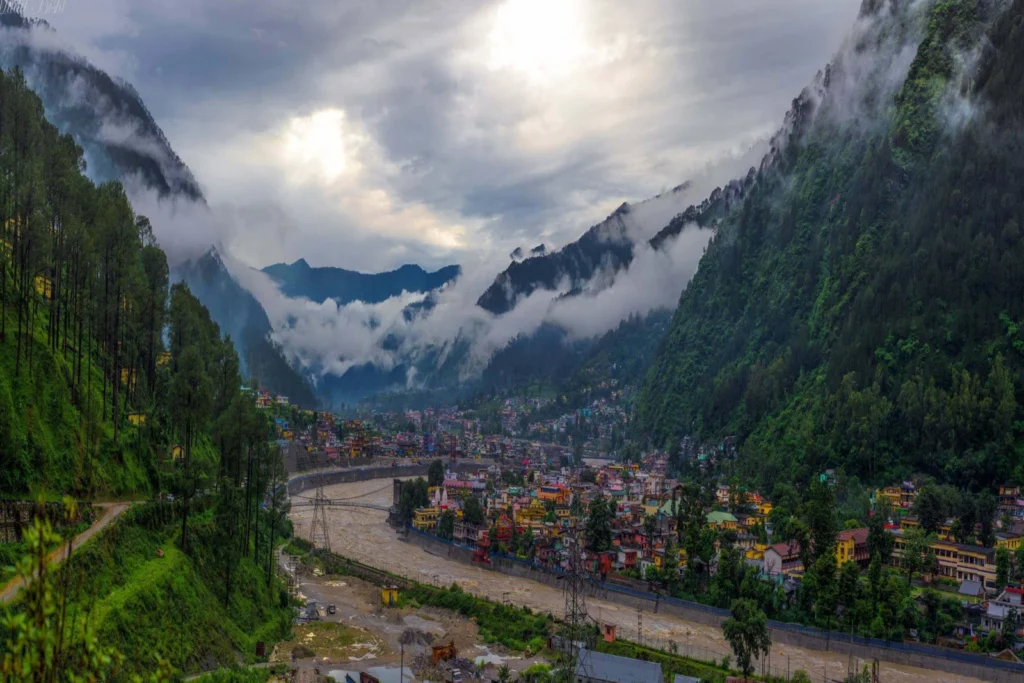 उत्तराखंड में पर्यटन स्थल Uttarkashi
