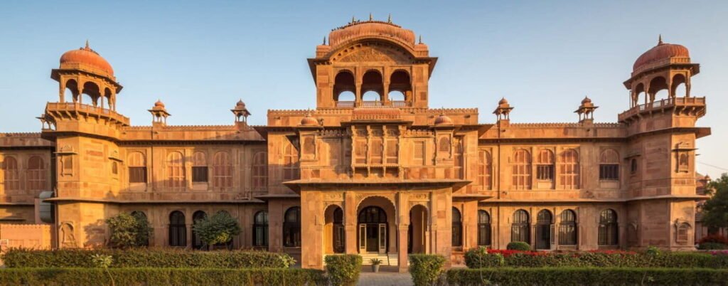 राजस्थान में घुमने की जगह लाल प्रताप प्लेस