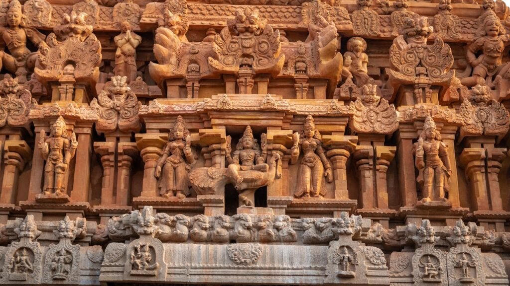 भारत के 10 अद्भुत और रहस्यमयी मंदिर