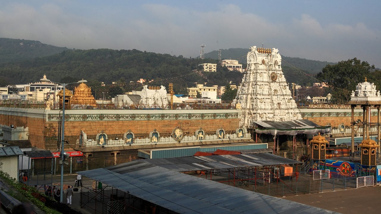वेंकटेश्वर स्वामी तिरुपति बालाजी मंदिर
