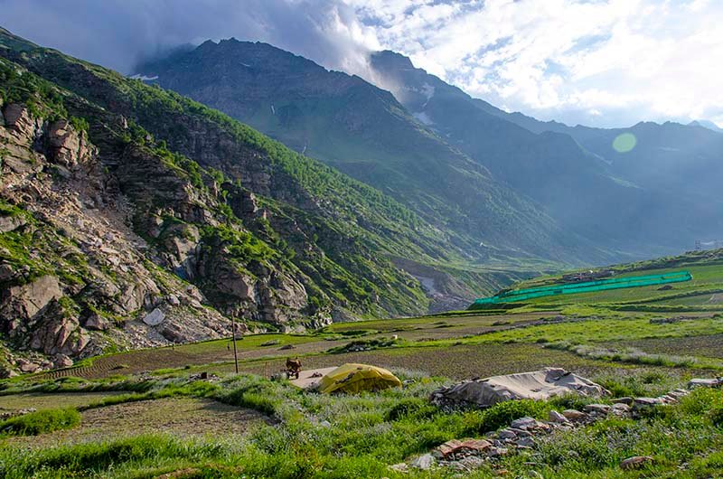 मनाली के रोमांटिक हनीमून डेस्टिनेशन्स | Best Places in Manali for Honeymoon in Hindi