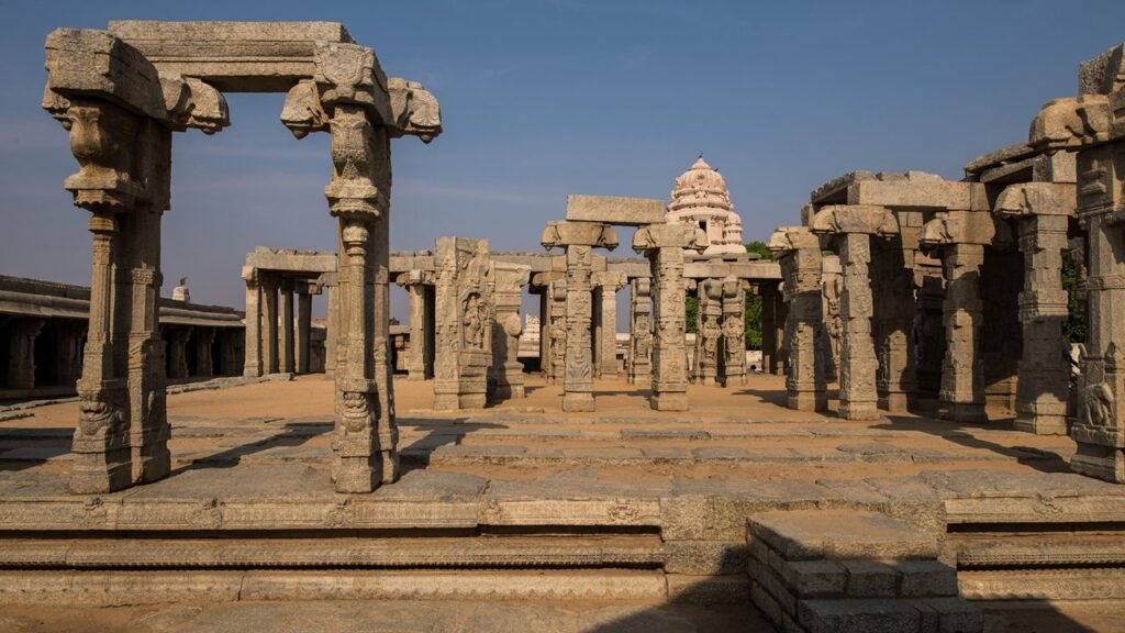 लेपाछी मन्दिर क्यों है ख़ास | Veerabhadra temple in lepakshi